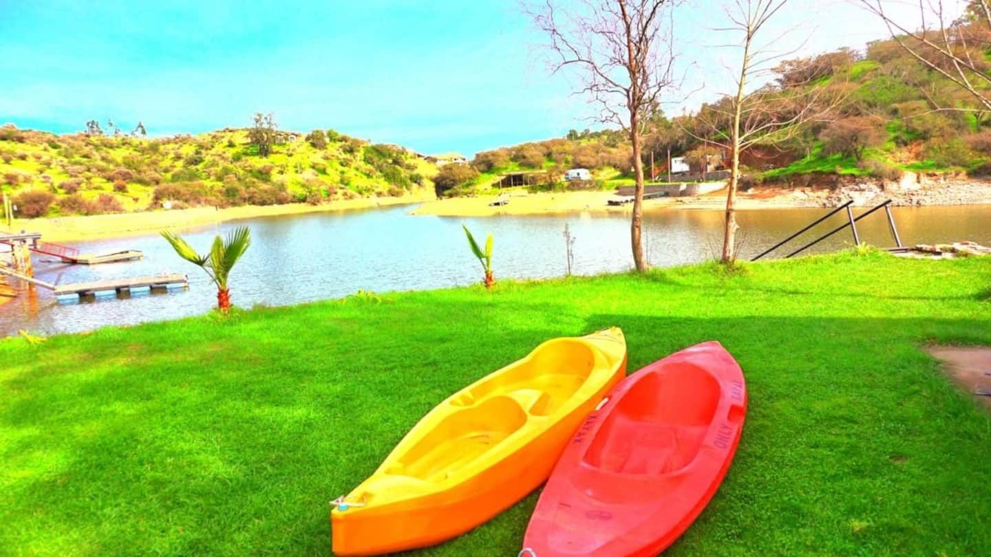 Dos kayaks incluidos